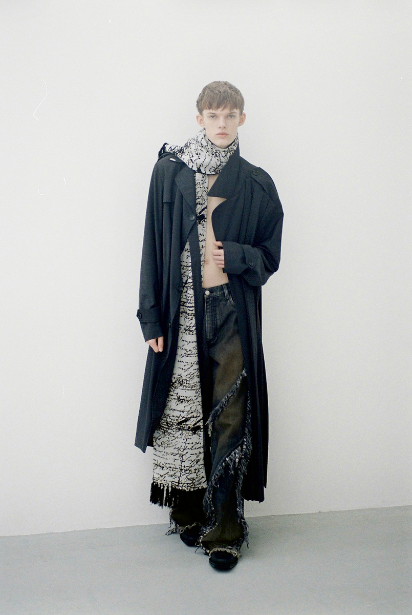 Power Stitch Coat｜MIKAGE SHIN
