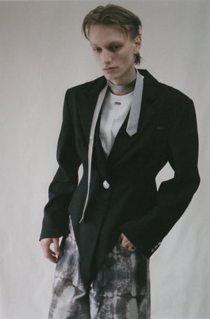 【NEW IN】Spiky Diagram Tie