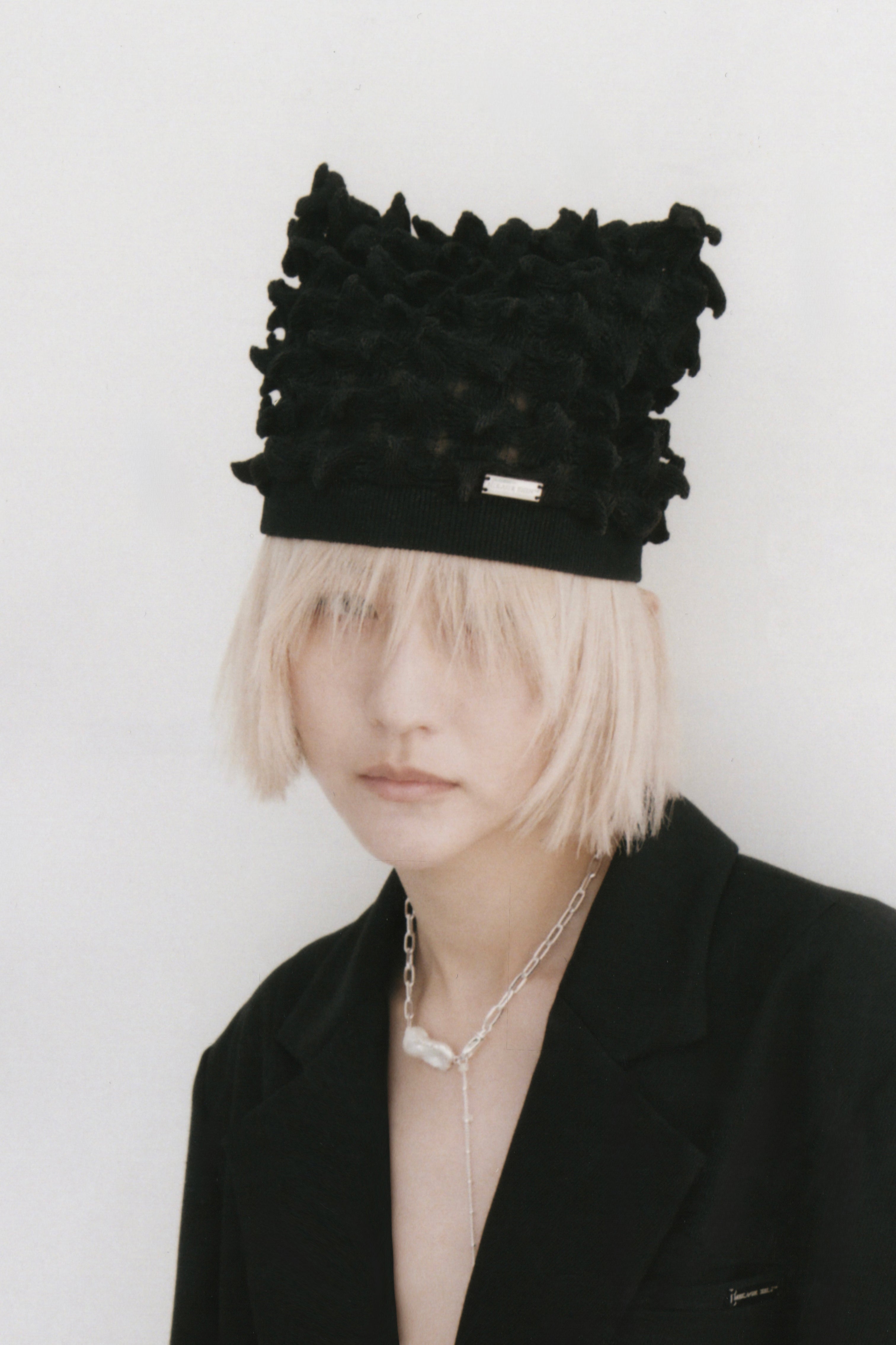 再入荷】Spiky Embroidery Knit Cap – MIKAGE SHIN