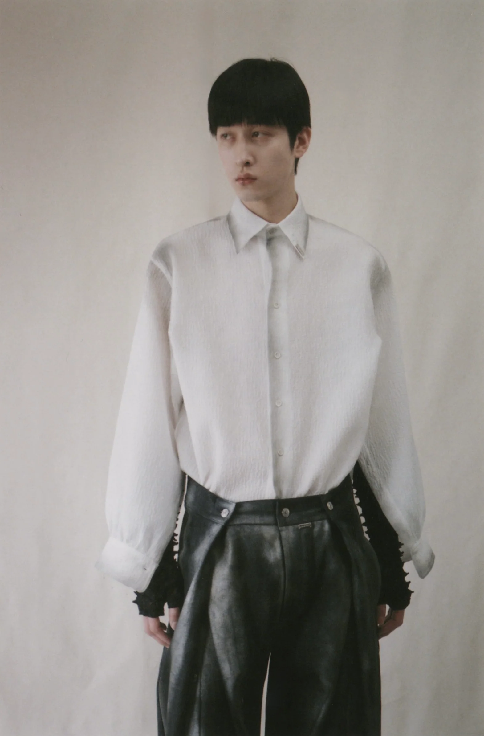 VERSATILE SPIKY SHIBORI GLOVES – MIKAGE SHIN