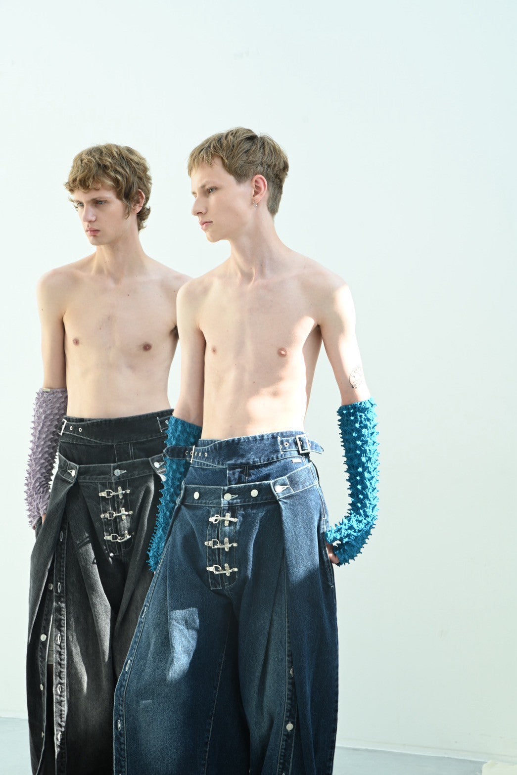 パンツ Wedding Belt Denim Pants 36 Five pockets jeans with rhinestones - Genny