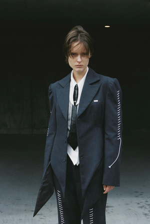 【予約商品】Peaked Flare Layered  Jacket