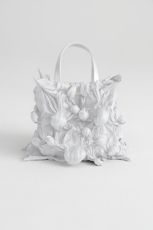 【WEB予約で10%OFFキャンペーン中】Spiky Shibori Liquid Bag / WHITE【11月16日(日)中まで】