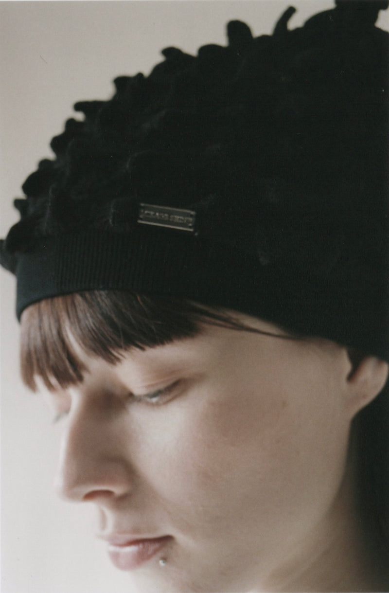 【予約商品】Spiky Embroidery Knit Cap