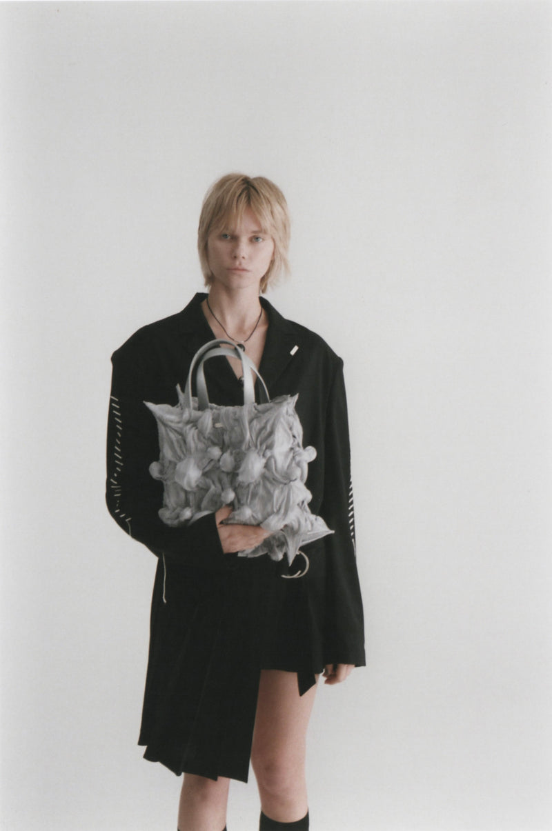 【WEB予約で10%OFFキャンペーン中】Spiky Shibori Liquid Bag / SILVER【11月16日(日)中まで】
