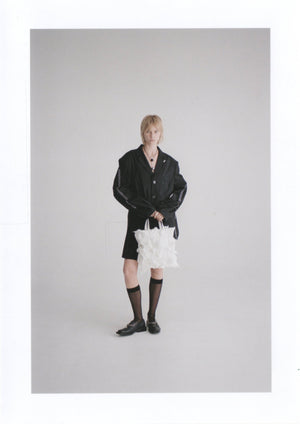 【WEB予約で10%OFFキャンペーン中】Spiky Shibori Liquid Bag / WHITE【11月16日(日)中まで】