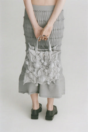 【WEB予約で10%OFFキャンペーン中】Spiky Shibori Liquid Bag / SILVER【11月16日(日)中まで】