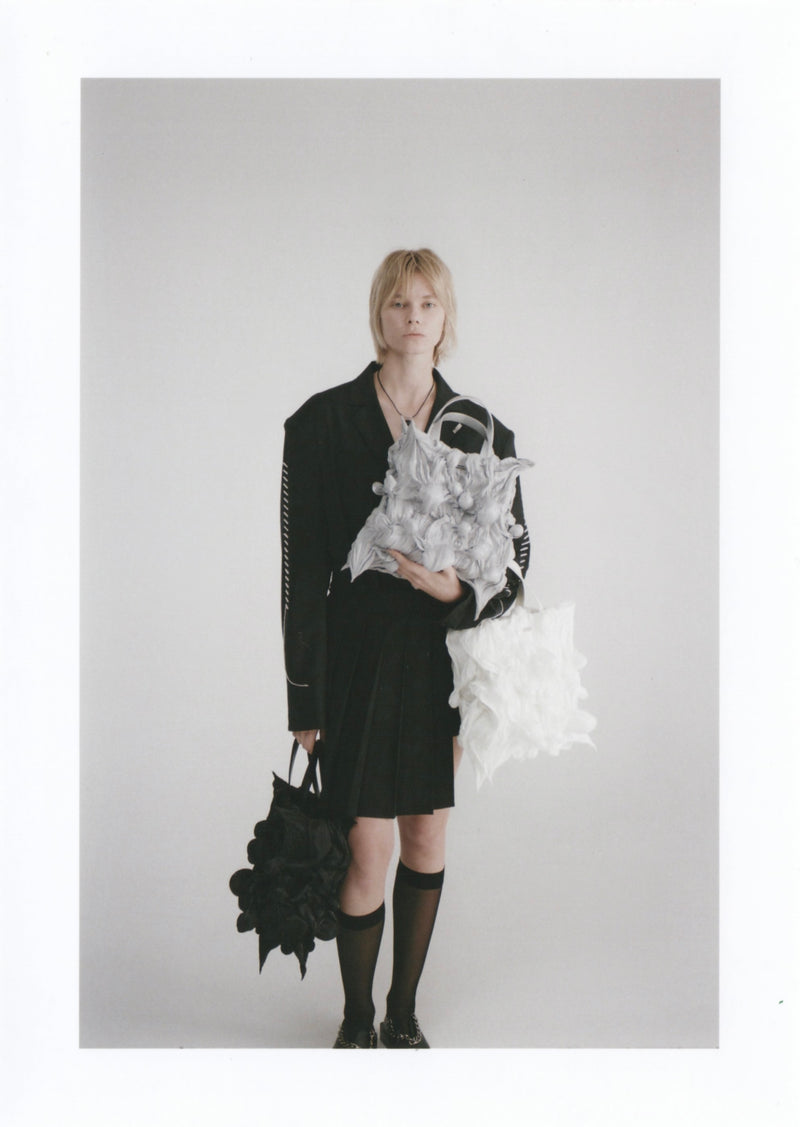 【WEB予約で10%OFFキャンペーン中】Spiky Shibori Liquid Bag / BLACK【11月16日(日)中まで】