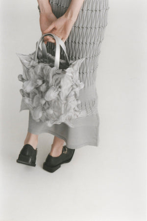 【WEB予約で10%OFFキャンペーン中】Spiky Shibori Liquid Bag / SILVER【11月16日(日)中まで】